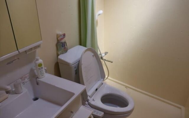 Sasayakana Yado Futtsu