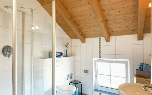Bright Alpine Retreat