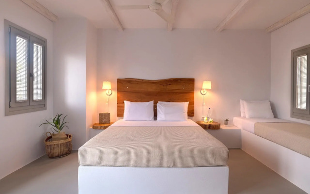 Paros Comfy Suites