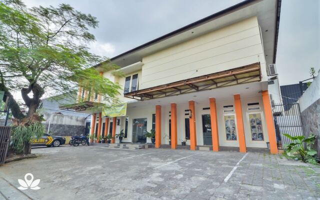 ZEN Rooms Basic GOR Cikutra