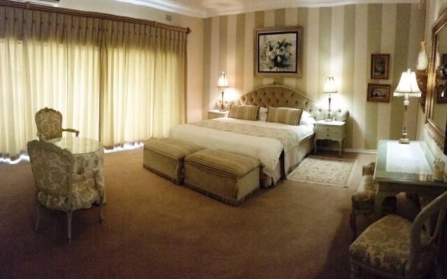 Royal Ridge Guest House