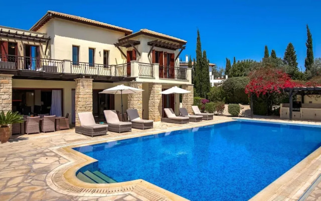 Villa 327 Galinios in Kouklia