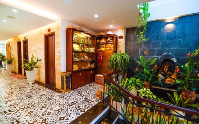 Liberty Hall Tam Coc Hotel & Villa – Lobby – Hoa Lu