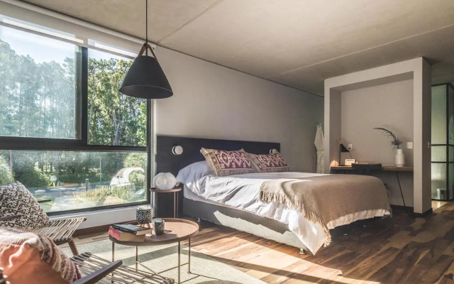 Be House Suites & Spa