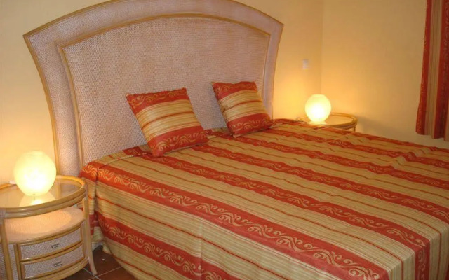 VIP Sun Club Bungalows