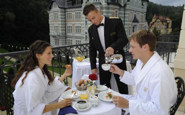 Savoy Westend Hotel