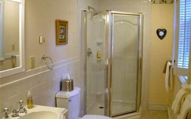 Halcyon Farm Bed & Breakfast