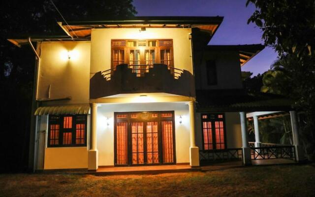 Fairland Bungalow - Peradeniya, Sri Lanka