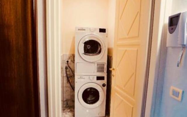 Mini ..Luxury Apartment..White