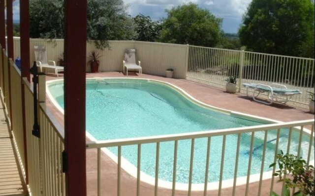 North Lodge Clan Cottage