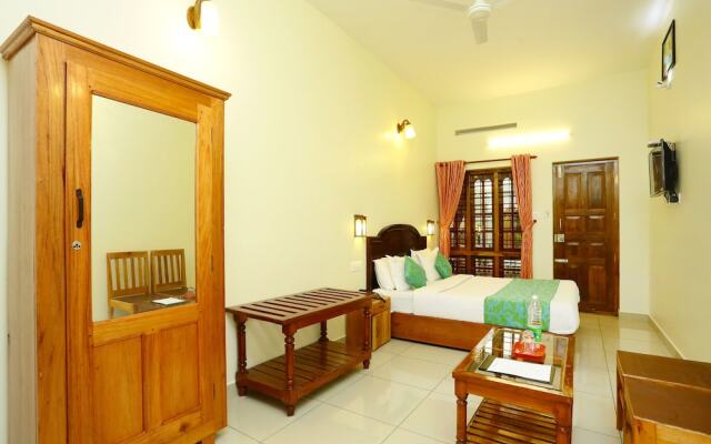OYO 12937 Hotel Periyar Canopy