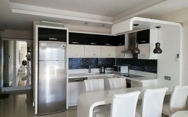 Azura Park Residence