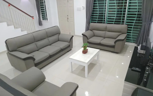 Comfortable Homestay Raub