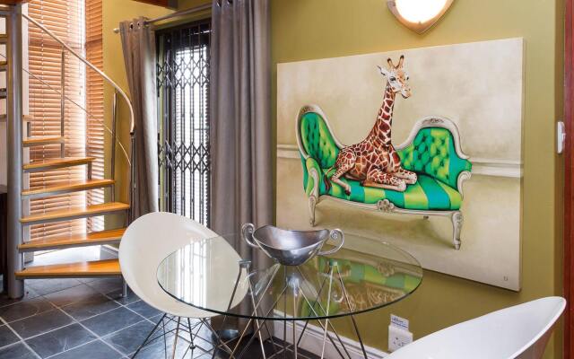 Life & Leisure Guesthouse And Apartments