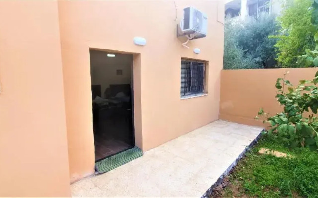 GMT Residence