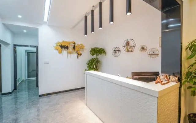 Shanghai Manga Boutique B&B