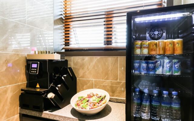 Cheongju The King Hotel