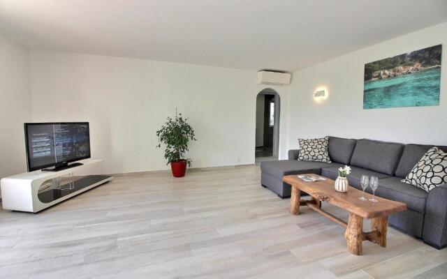 Superbe Appart de 50 m2 face au vieux village