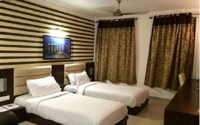 Encore Inn