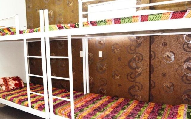 VietNam House Hostel