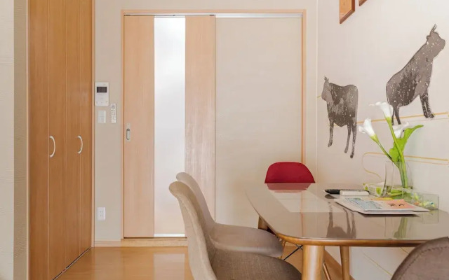 V Boutique House