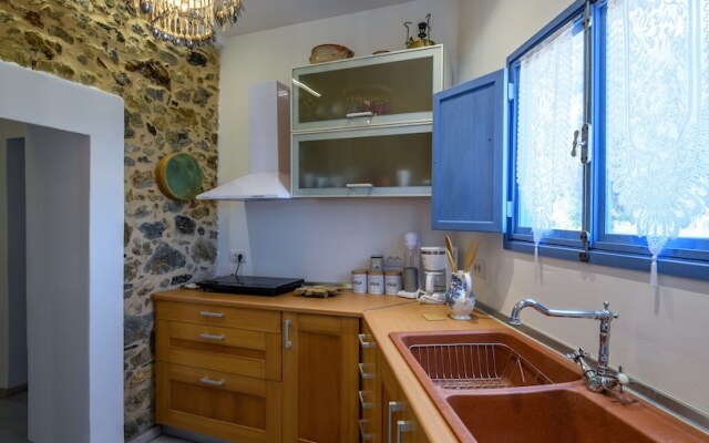 The Aegean blue country house Old Milos