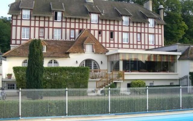 Hostellerie Du Chateau