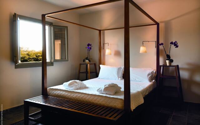 Emelisse Nature Resort