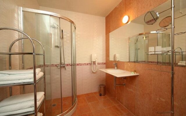 City Hotel Pleven