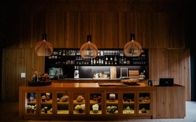 Furnas Lake Forest Living