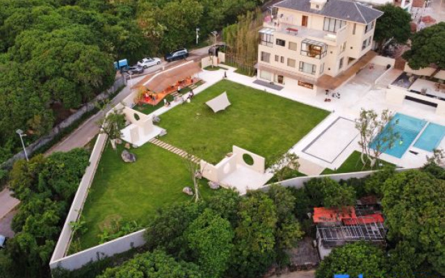 Sanqian Courtyard