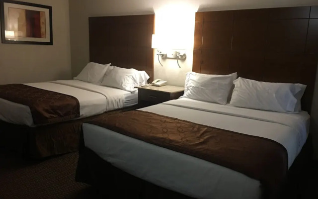 Ramada Rockville Centre