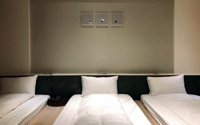Hsin Hotel