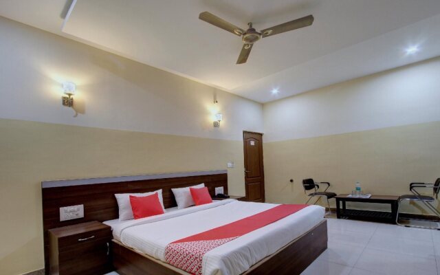 Rathneshwari Residency By OYO Rooms