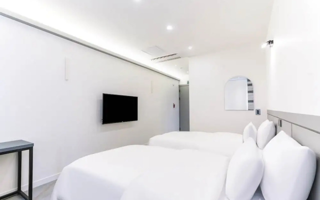 Pyeongtaek Godeok Richstay Hotel