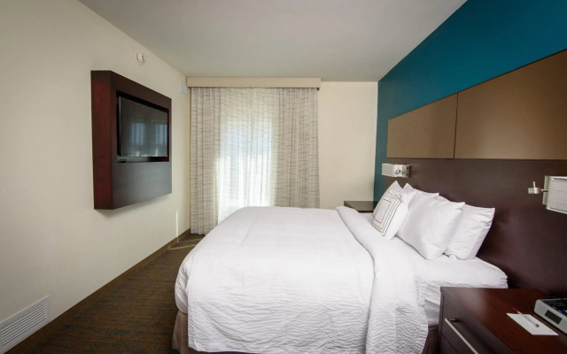 Residence Inn Cleveland Avon at The Emerald Event Center