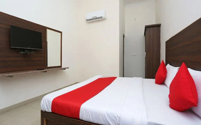 Prakash Farm BY OYO Rooms