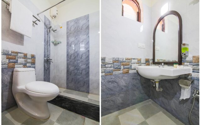 La Petite By OYO Rooms