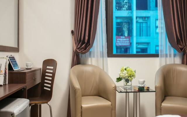 RedDoorz Plus Quang Chung Hotel