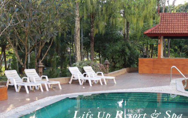 Natural Wellness Resort & Spa Chiang Mai