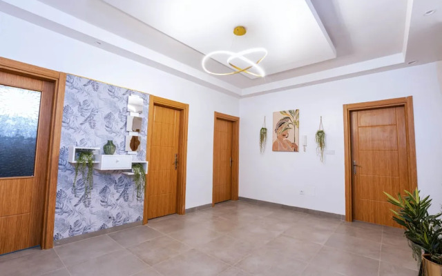 Lighthouse Signature Suites