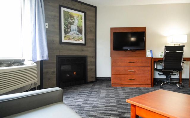 Twin Mountain Inn & Suites