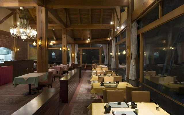 Izumigo Takayama Dog Paradise Hotel
