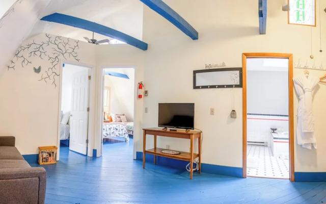 3Bedroom2Bath CarriageHouse Pet Friendly
