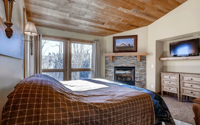 Tyra Summit Townhome #955