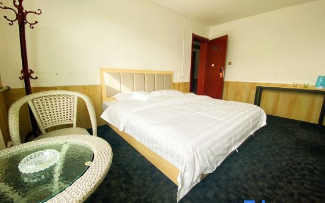 Tianjin Riverside Accommodation