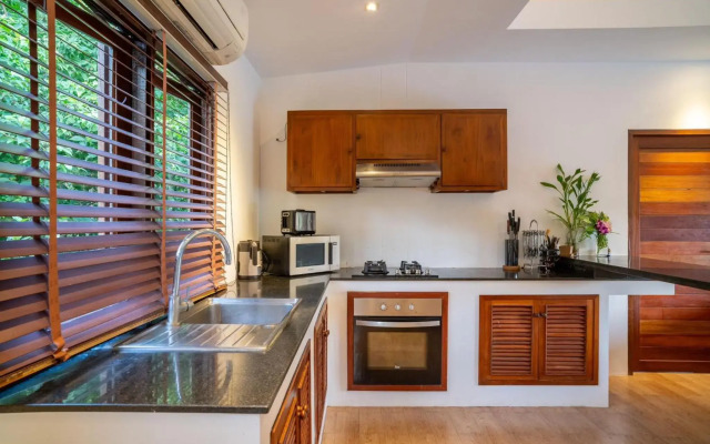Tropical Season Villa Resort