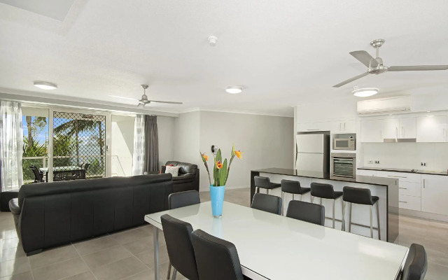 Mariners North Holiday Apartments