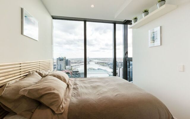 EVA, 1BDR Melbourne Apartment
