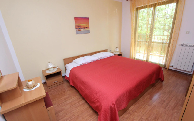 Rooms and Apartment Sanja